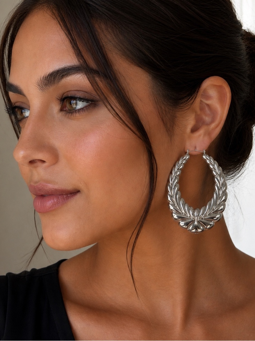 Silver Tone Chunky Dramatic Oversized Crescent Hoop Earrings Lightweight Funky